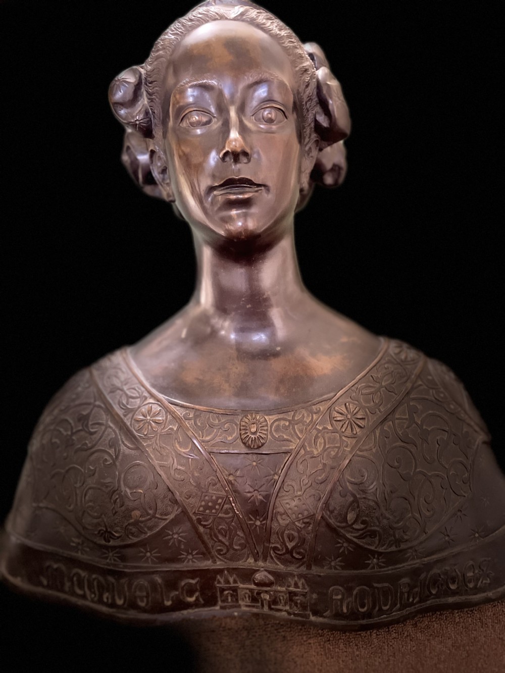 Life-size C19th Renaissance style bronze portrait bust of a noble woman. View XXII