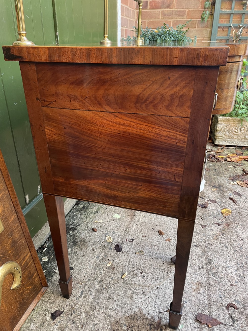 C18th George III Sheraton period mahogany sideboard View XVII