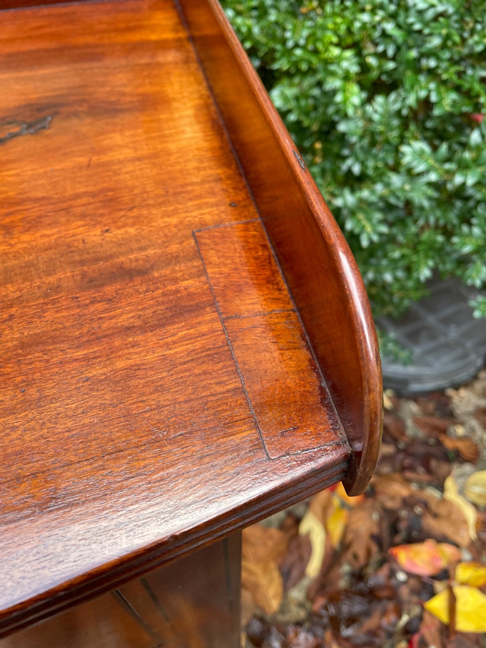Pair of elegant early C19th late George III period mahogany bow-front side tables . View XIII
