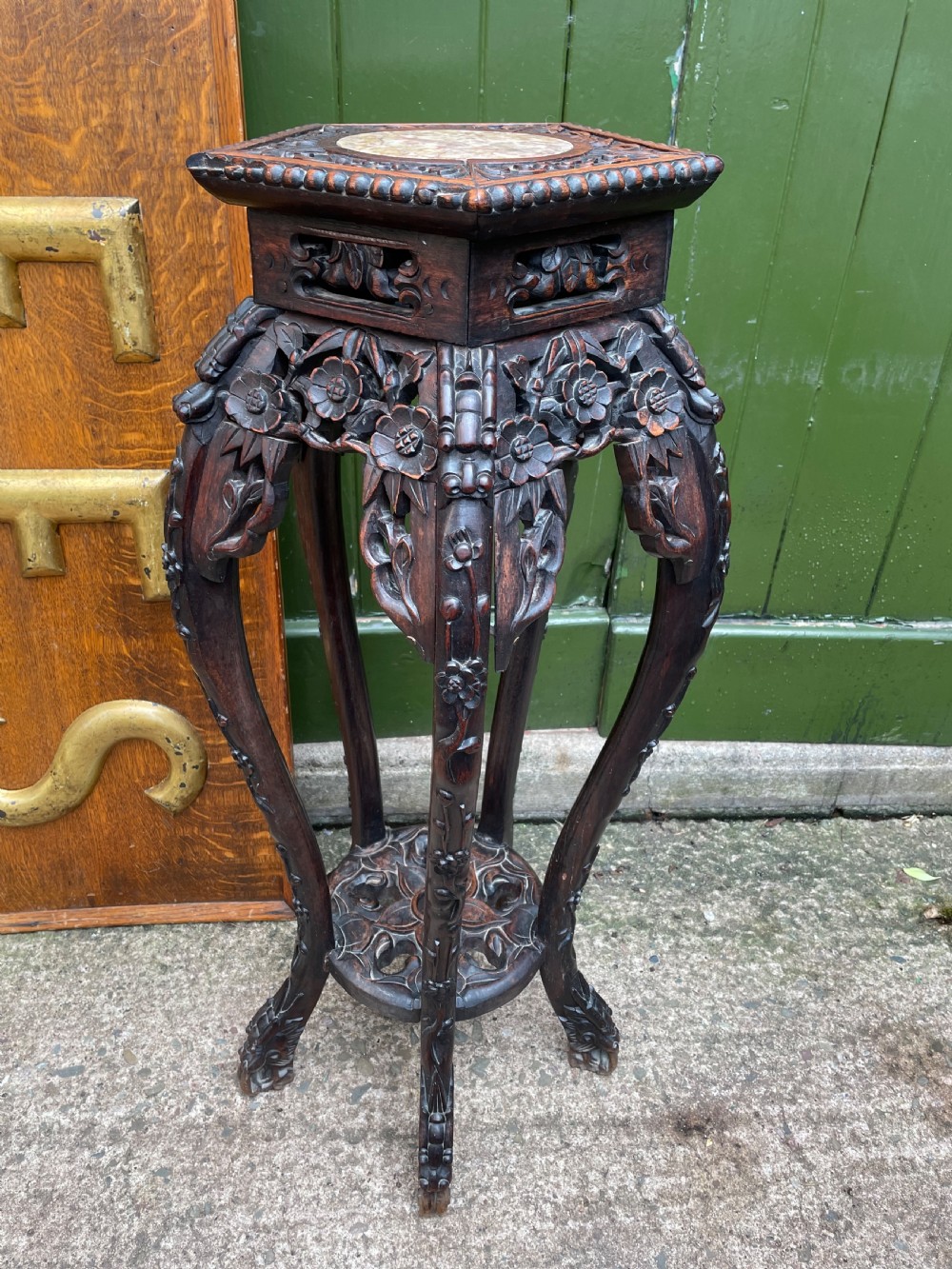 Late C19th Chinese Qing Dynasty carved hardwood jardiniere or vase stand.
