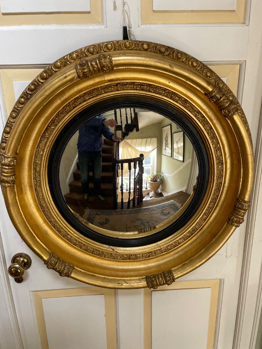 Large early C19th Regency period carved gilt-wood frame convex plate mirror  View VII