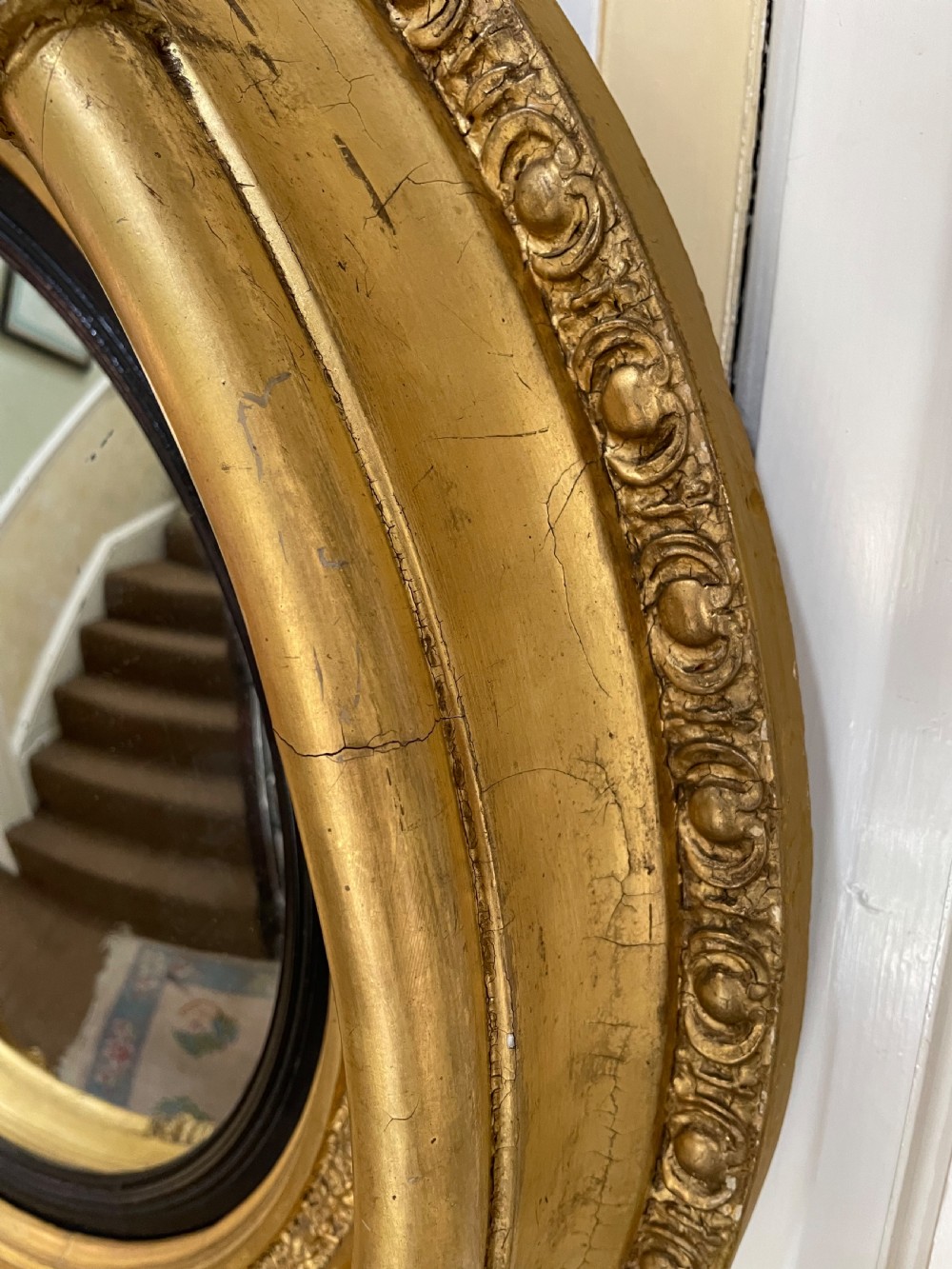 Large early C19th Regency period carved gilt-wood frame convex plate mirror  View XI