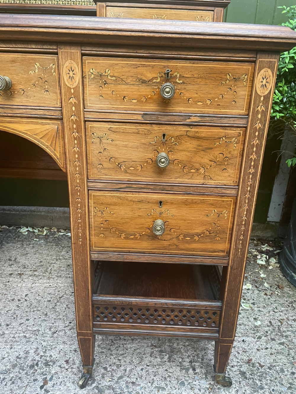 Late C19th/ early C20th Edwardian period inlaid rosewood desk by Edwards & Roberts . View VIII