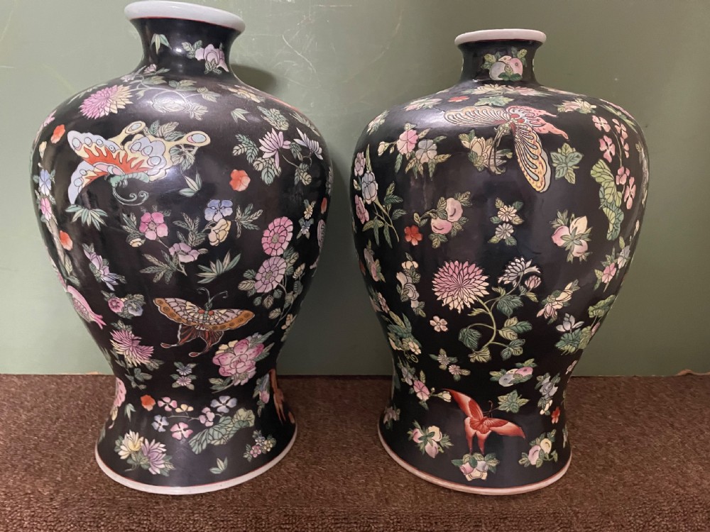 Pair of late C19th/ early C20th Chinese Qing Dynasty ‘famille noir’ enamel decorated porcelain vases. View V