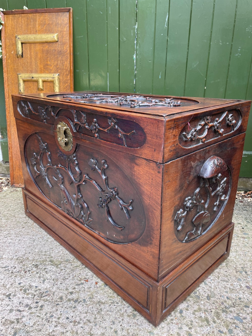 Late C19th Chinese Qing Dynasty carved hardwood trunk on stand. View VII