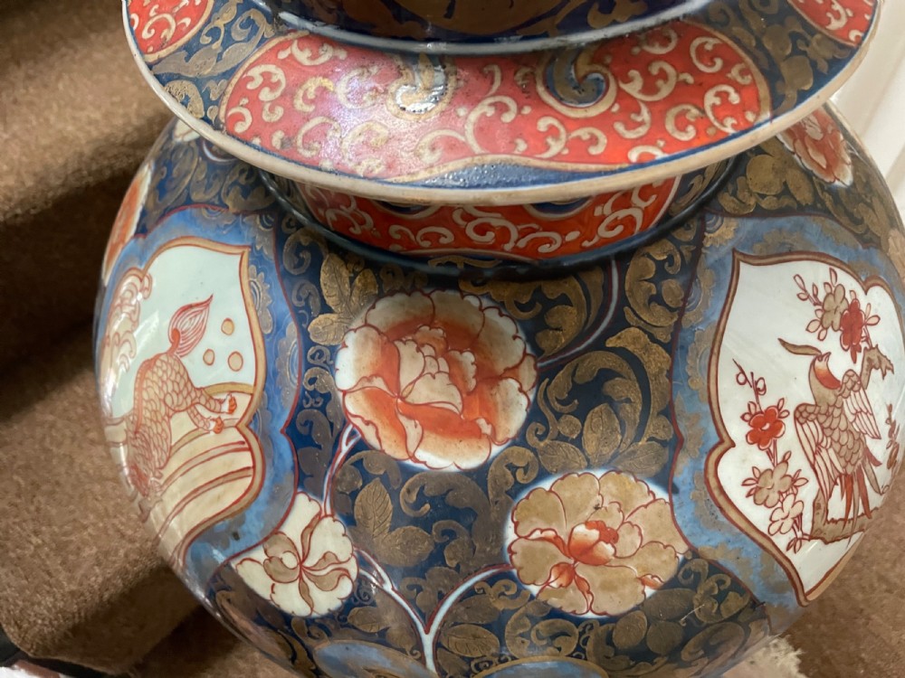 Exceptional quality  large-scale C19th French ‘Japanese Imari pattern’ porcelain vase and cover by Samson of Paris .  View XII