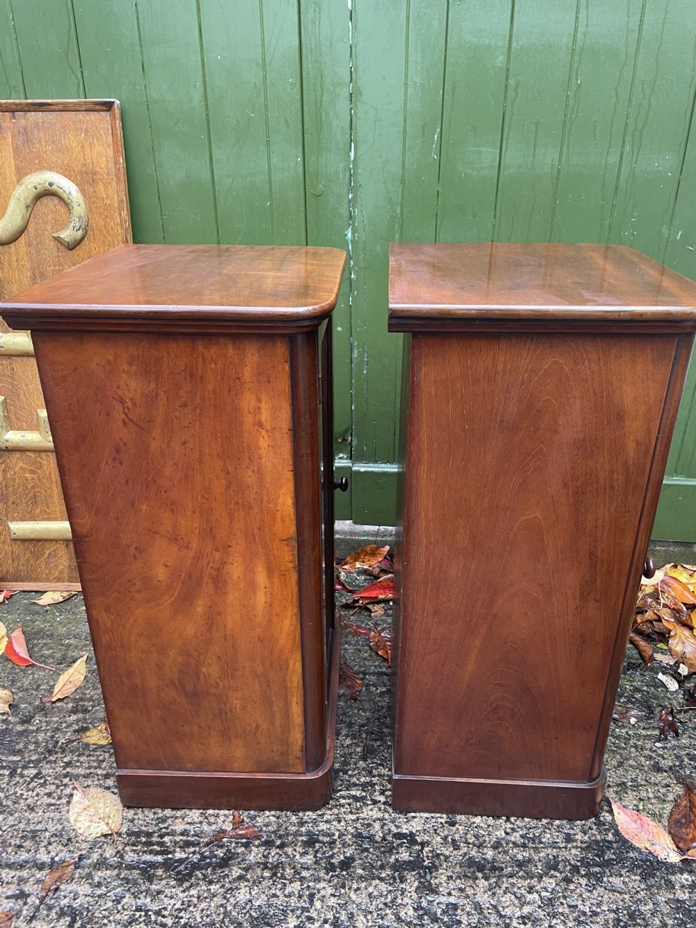 Pair of high quality mid C19th mahogany bedside pedestal cupboards. View XV