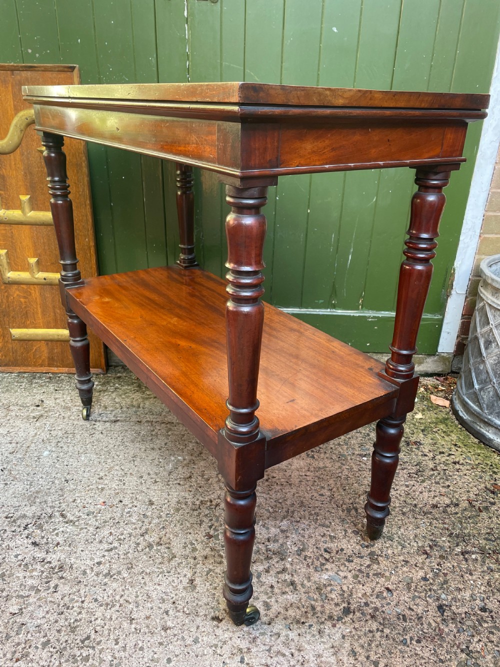 Early C19th George IV period mahogany 2-tier serving buffet or etagere. View VII