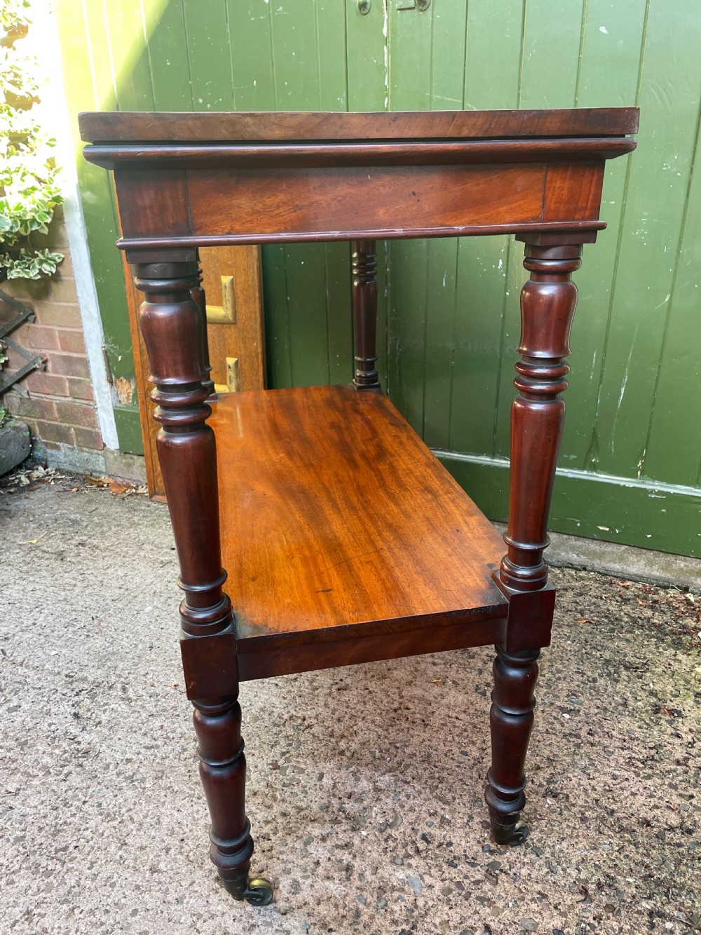 Early C19th George IV period mahogany 2-tier serving buffet or etagere. View VIII