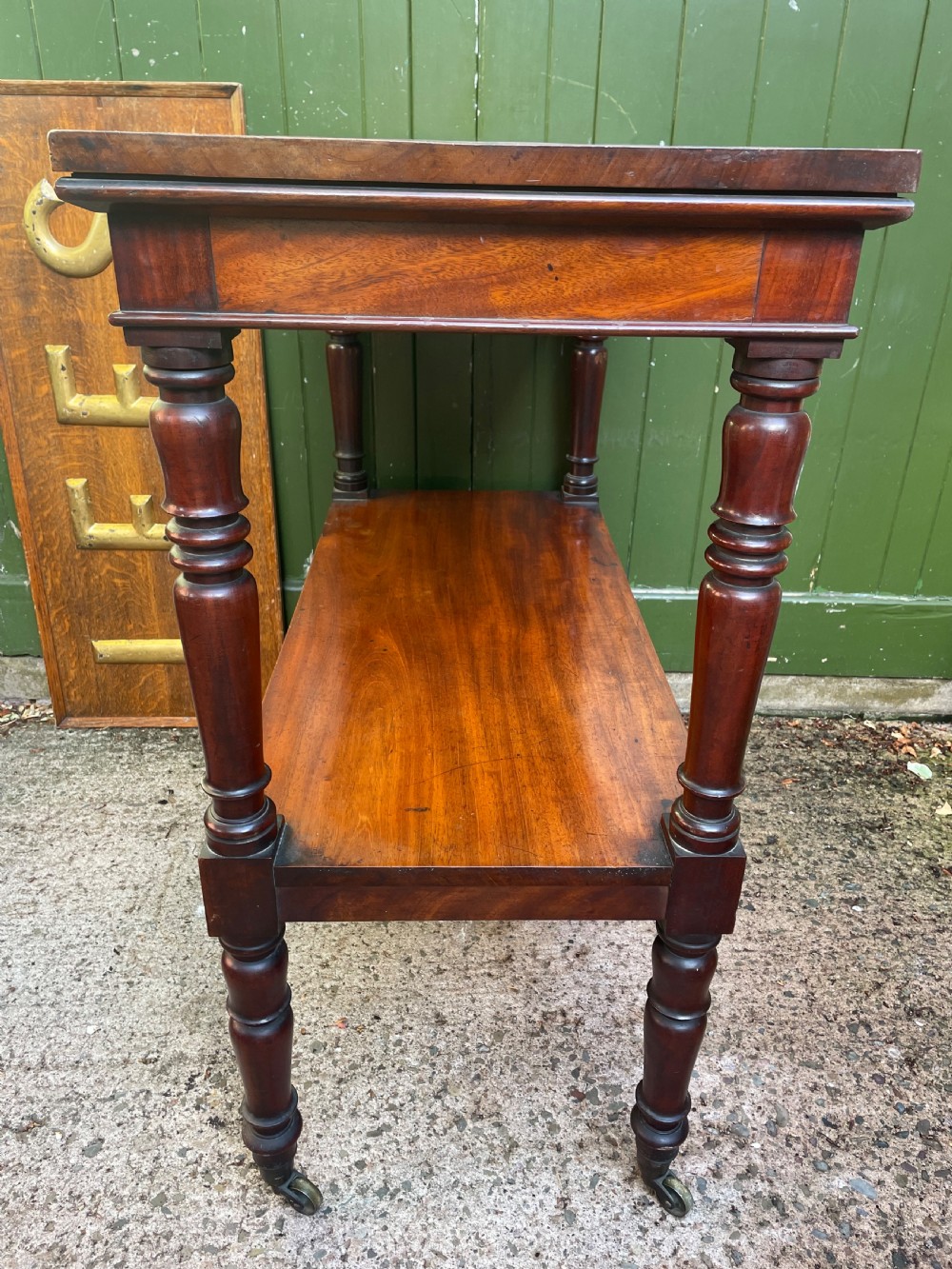 Early C19th George IV period mahogany 2-tier serving buffet or etagere. View IX