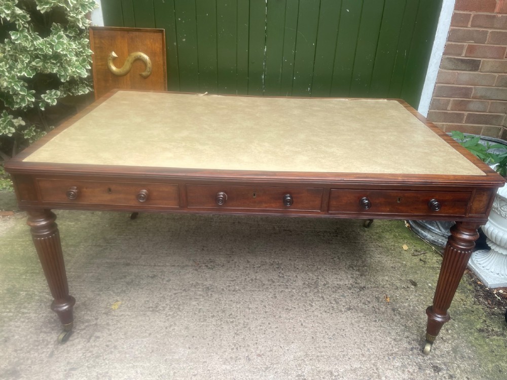 Fine quality early C19th Regency period mahogany 6-drawer ‘partners’ writing or library table . View II