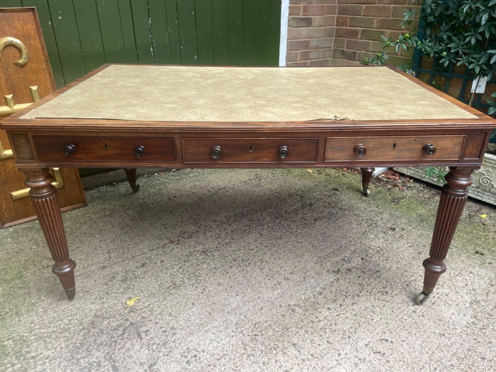 Fine quality early C19th Regency period mahogany 6-drawer ‘partners’ writing or library table . View XX