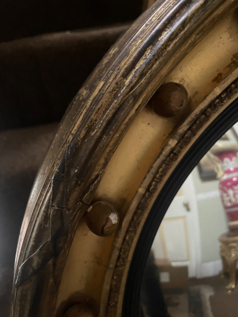 Matched pair of early C19th Regency period circular gilt-wood framed convex-plate mirrors  View XV
