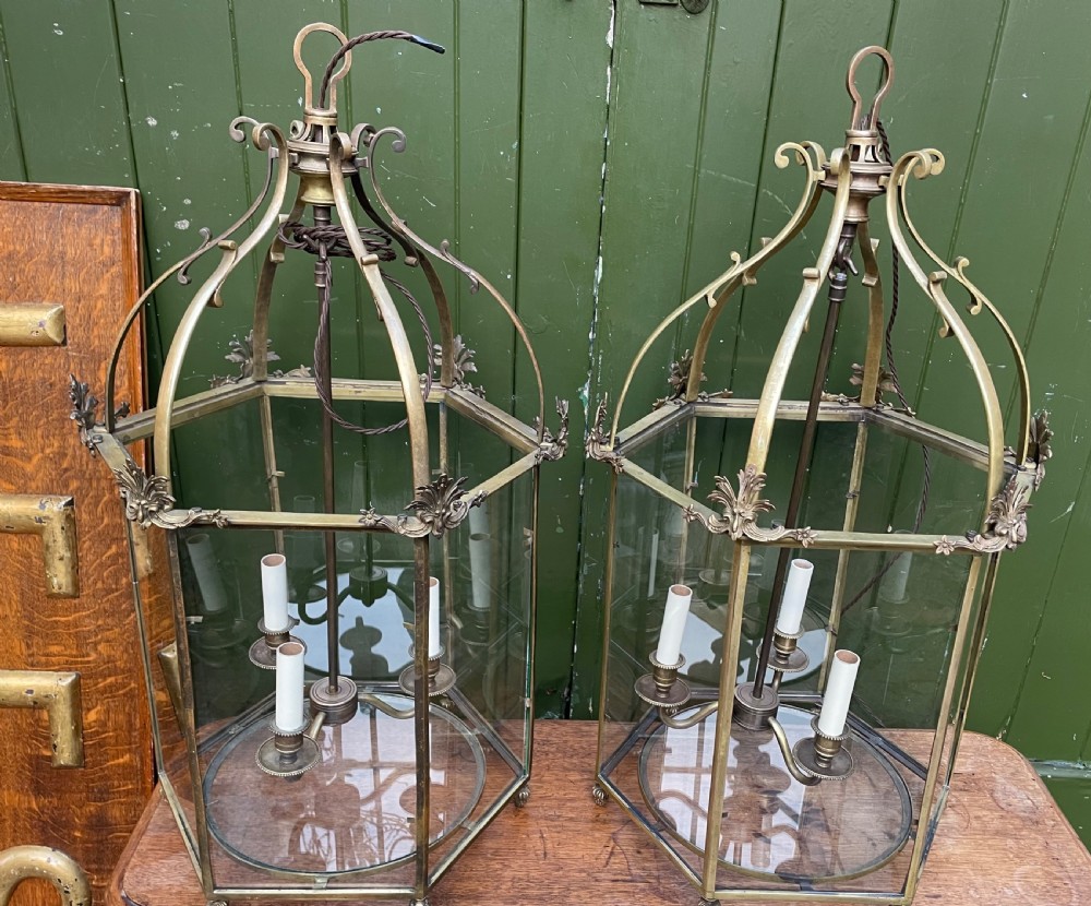 Pair of early C20th brass-framed hexagonal hall lanterns of late C18th George III period design. View XIII