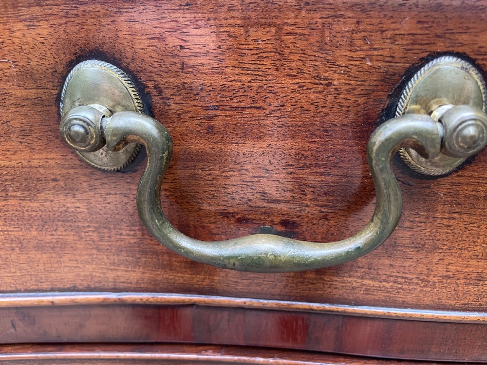 Fine C18th George III Chippendale period mahogany serpentine-front chest of drawers.  View XII