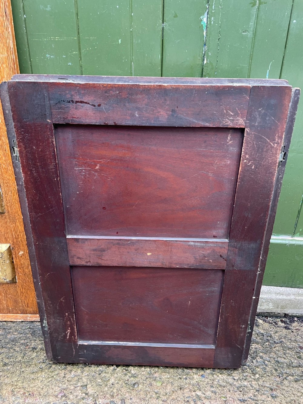 Late C18th George III period mahogany oval ‘butler’s’ tray with brass hinged folding sides . View VIII