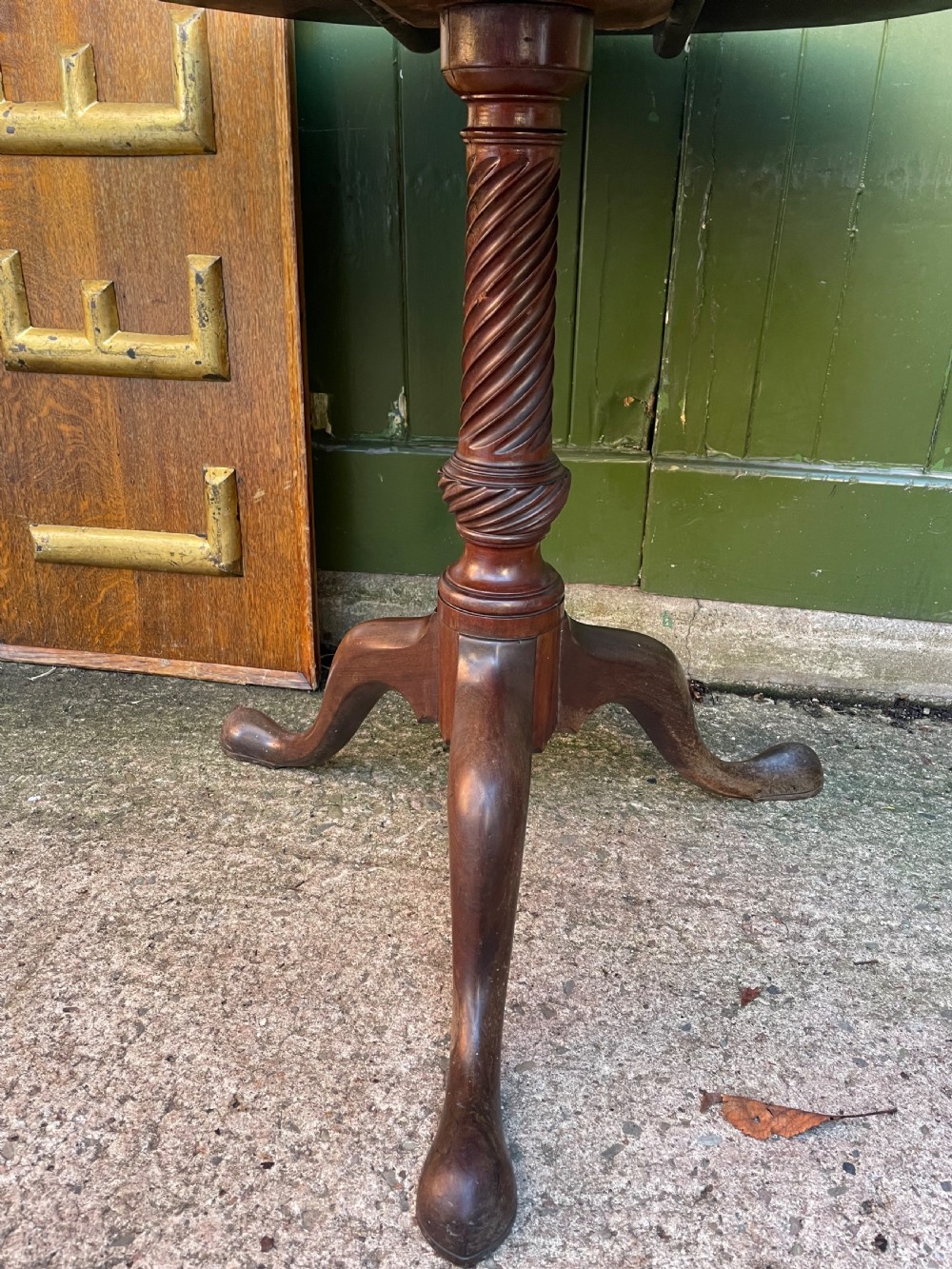 C18th George III period mahogany circular ‘snap-top’ tripod base tea table on carved pillar column.  View XV