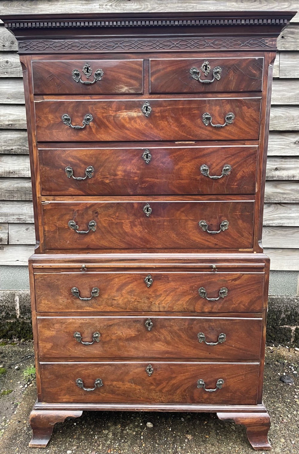 Fine mid C18th George II Chippendale period mahogany chest-on-chest . View X