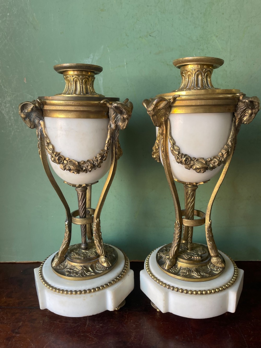 Pair of late C19th ormolu bronze mounted white marble reversible cassolettes in the Louis XVI taste . View IV