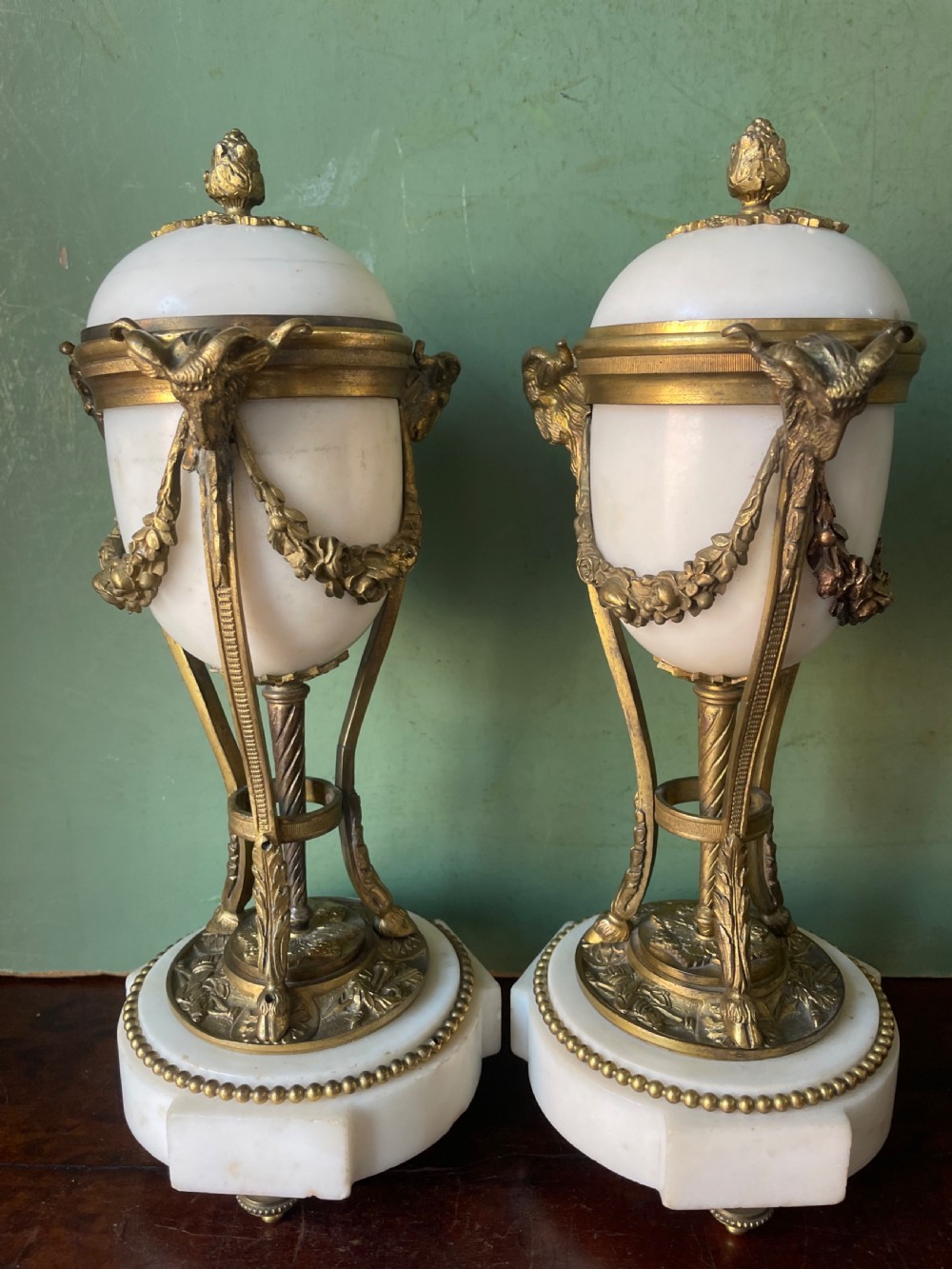 Pair of late C19th ormolu bronze mounted white marble reversible cassolettes in the Louis XVI taste . View XII