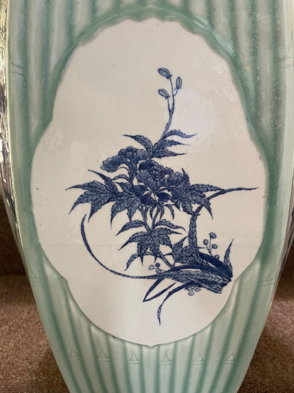 C19th Chinese late Qing Dynasty celadon porcelain ‘barrel-shaped’ garden seat . View XIII