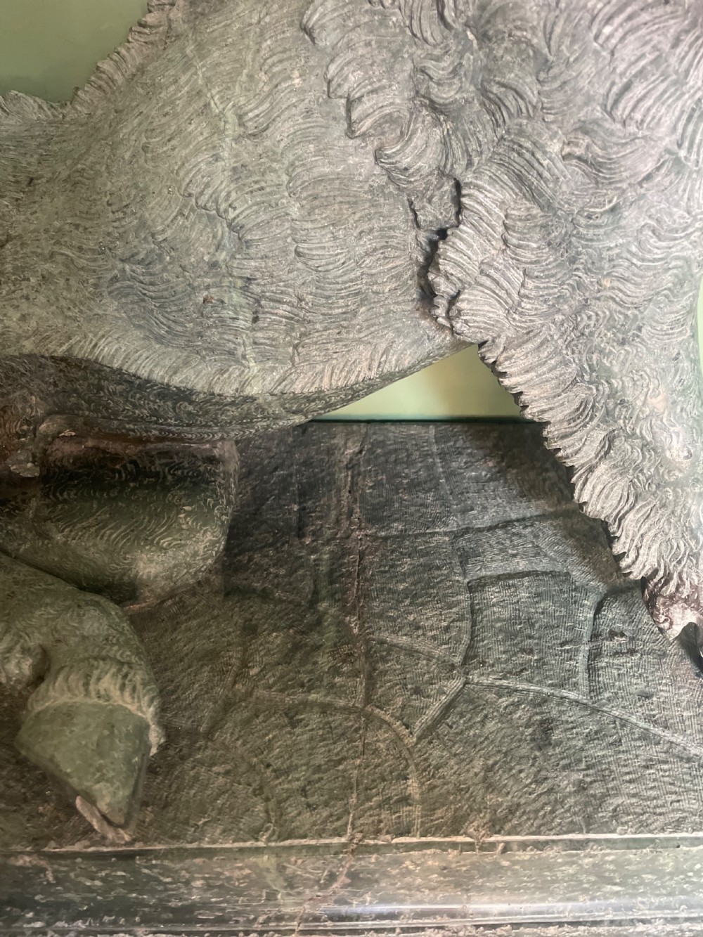 Large scale C19th Italian ‘Grand Tour’ souvenir carved ‘prato verde’ serpentine marble sculpture reduction copy, after the antique,  known as “Il Porcellino” or The Uffizi Boar.  View VII