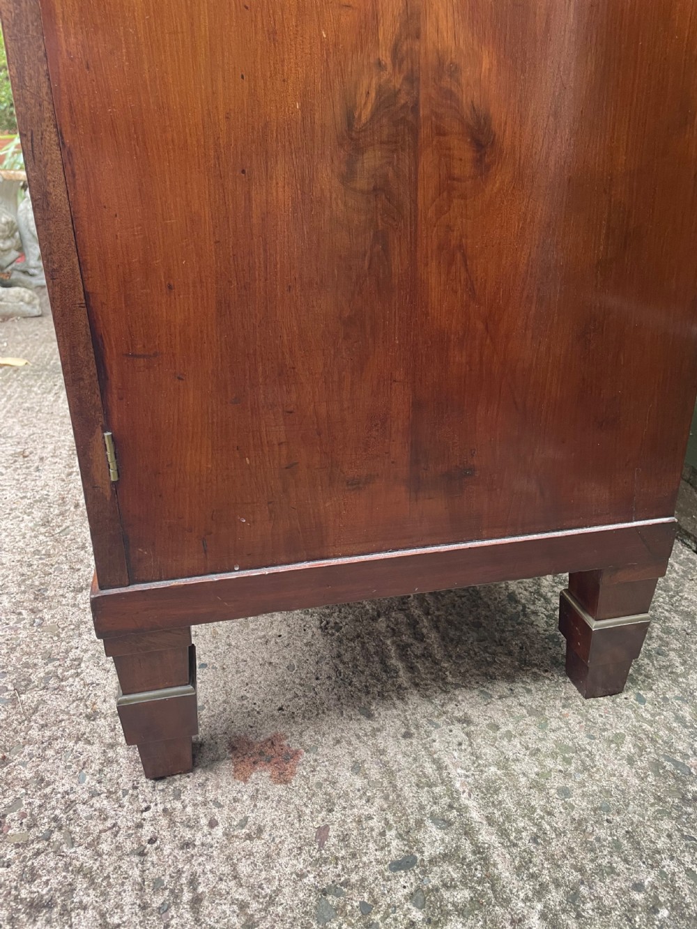 Elegant early C19th small-scale mahogany 4 door 2-part glazed cabinet having brass line inlay and brass mouldings , together with a ‘rosso levanto’ marble top. View XX