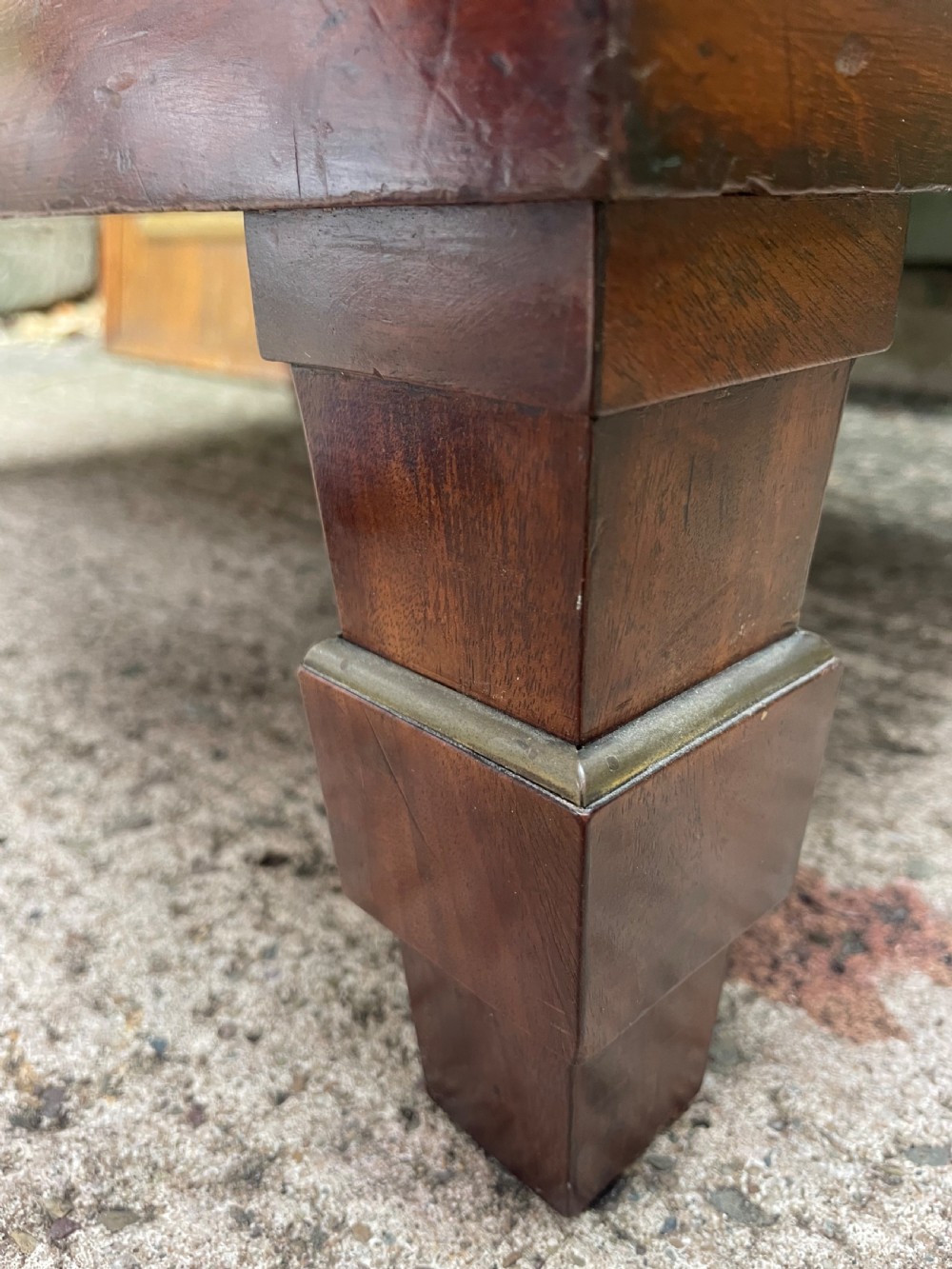 Elegant early C19th small-scale mahogany 4 door 2-part glazed cabinet having brass line inlay and brass mouldings , together with a ‘rosso levanto’ marble top. View XXI