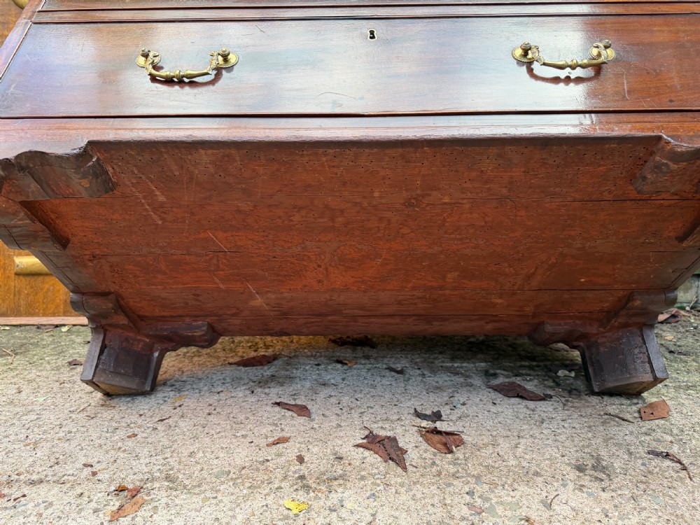 C18th George III Chippendale period mahogany chest of drawers of small scale and proportions. View XVI