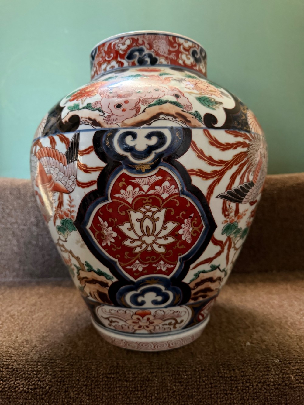 Pair of late C17th / early C18th Japanese Genroku period vases decorated in the Imari palette. View XV