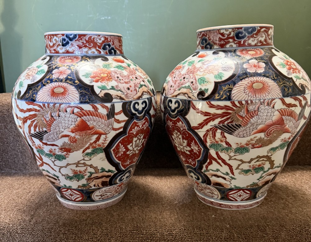 Pair of late C17th / early C18th Japanese Genroku period vases decorated in the Imari palette. View XX
