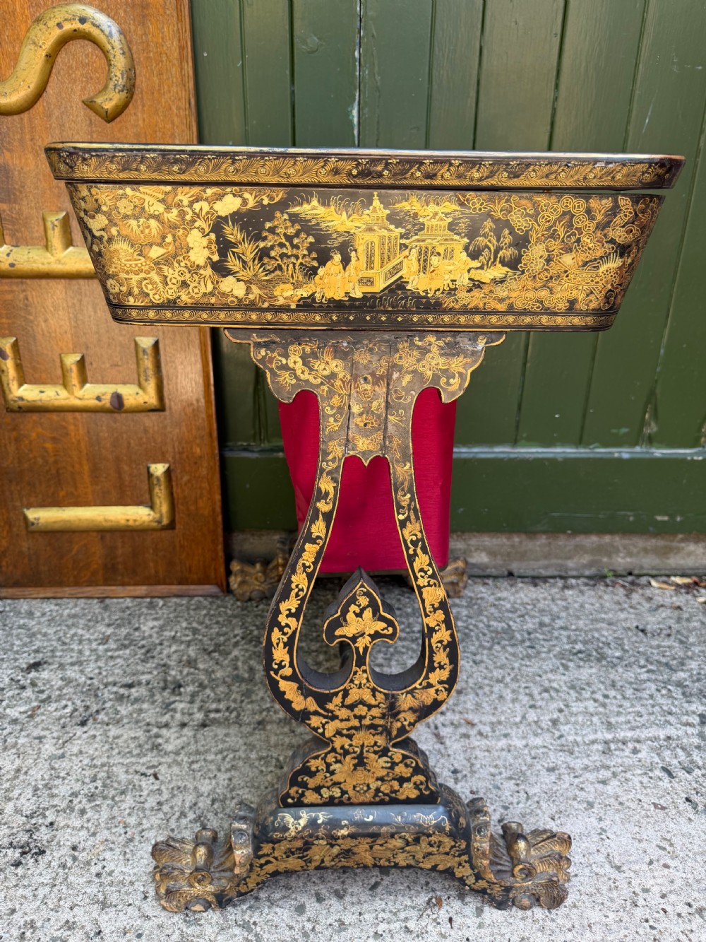 Mid C19th Chinese Export lacquer sewing or ladie’s work-table with gilded decoration. View IX