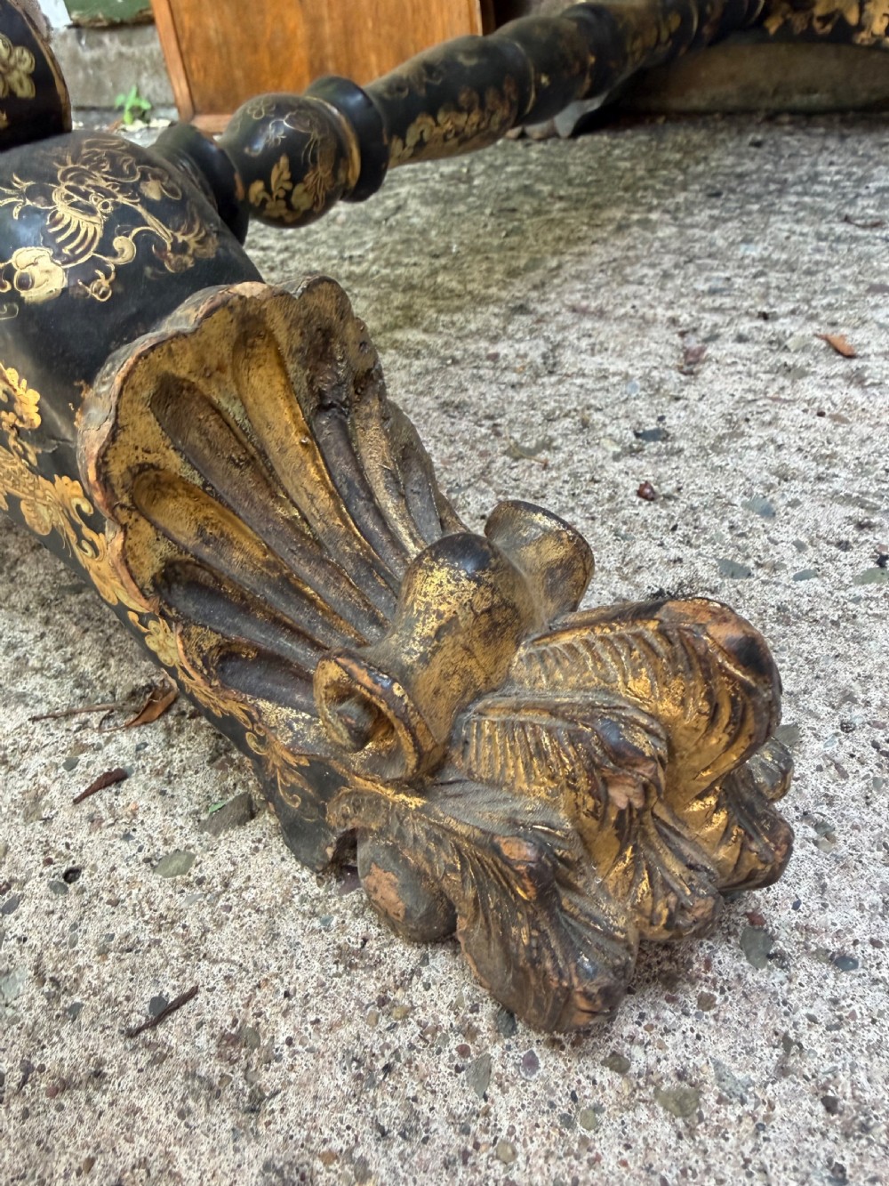 Mid C19th Chinese Export lacquer sewing or ladie’s work-table with gilded decoration. View X