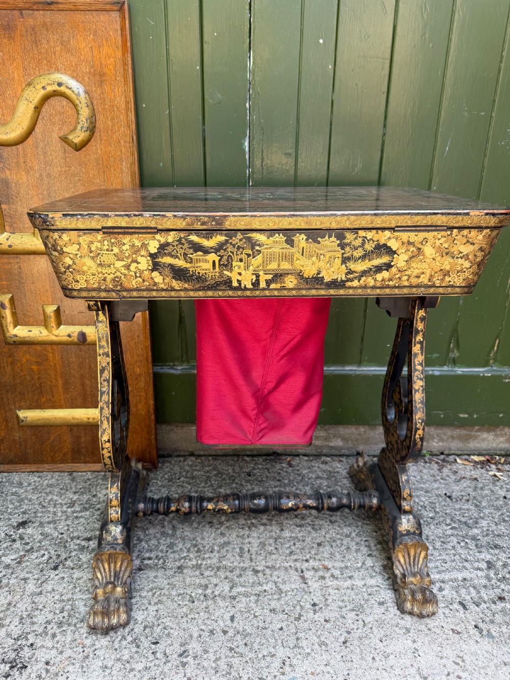 Mid C19th Chinese Export lacquer sewing or ladie’s work-table with gilded decoration. View XI