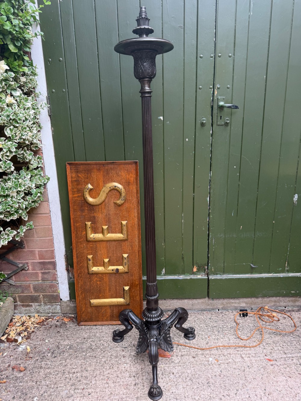 A tall late nineteenth-century cast-iron standard lamp with a dark bronze patinated finish, featuring a fluted column shaft, acanthus leaf moulding, and a tripod claw foot base. View III