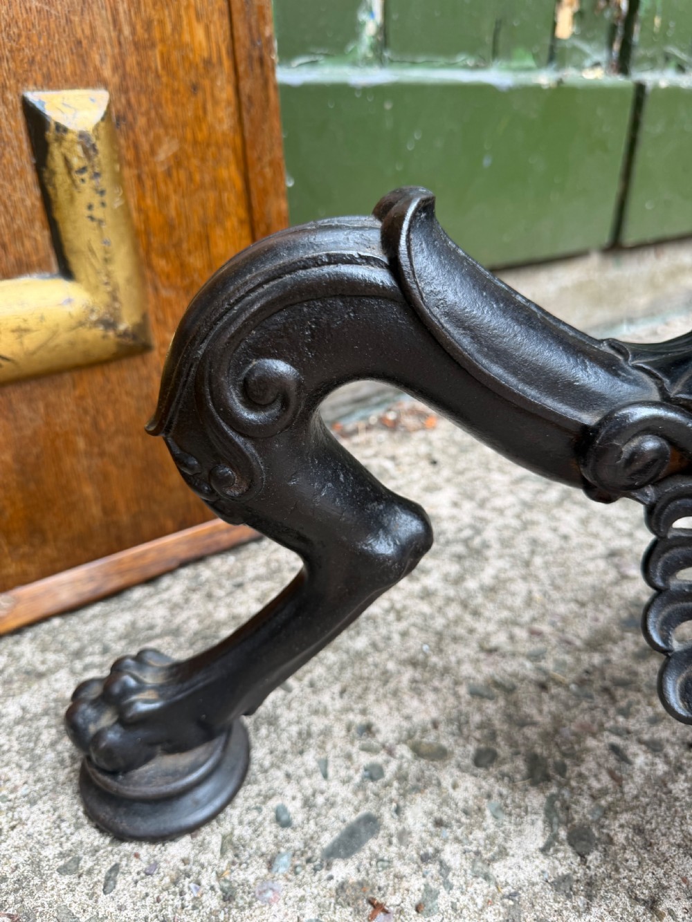 A tall late nineteenth-century cast-iron standard lamp with a dark bronze patinated finish, featuring a fluted column shaft, acanthus leaf moulding, and a tripod claw foot base. View IX