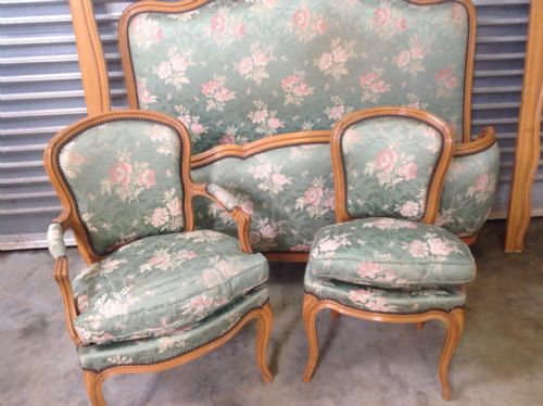 FRENCH UPHOLSTERED BED - ADDITIONAL PHOTO 2