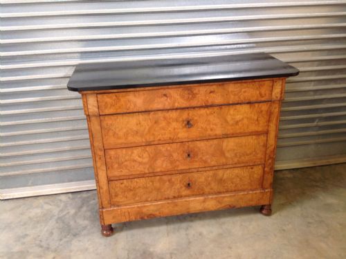 burr ash commode - CATEGORY: ANTIQUE FURNITURE - DATED 1870