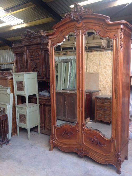 french walnut wardrobe - CATEGORY: ANTIQUE WARDROBES - DATED 1890
