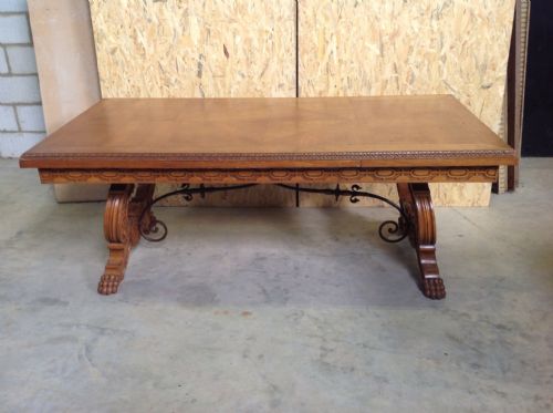 extending dinning table - CATEGORY: ANTIQUE TABLES - DATED 1920
