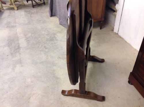 WINE TABLE IN WALNUT - ADDITIONAL PHOTO 1