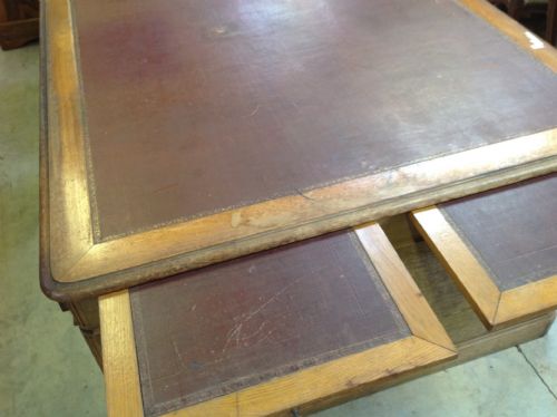 GOLDEN OAK PARTNERS DESK - ADDITIONAL PHOTO 3