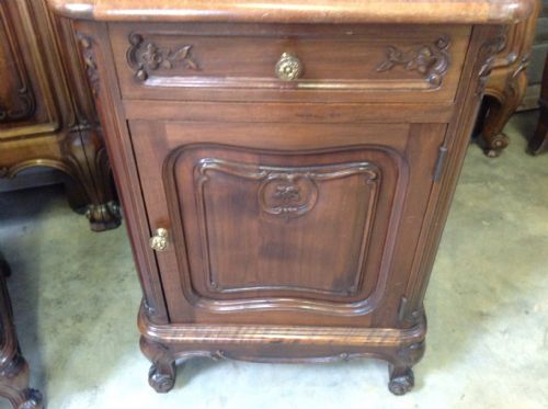 FRENCH KING SIZE BED IN WALNUT BEDROOM SUITE - ADDITIONAL PHOTO 4