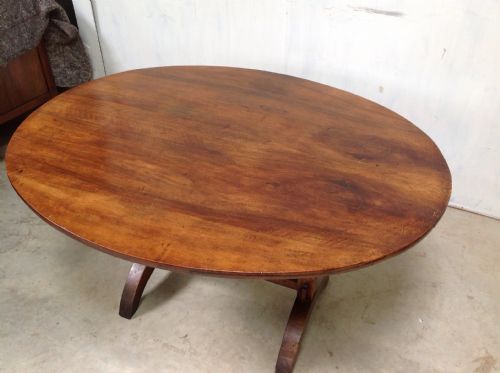 french wine table in walnut - CATEGORY: ANTIQUE TABLES - DATED 1800