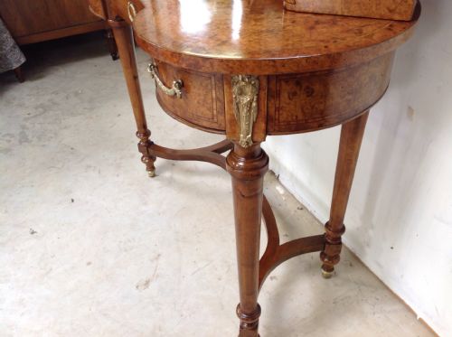 FRENCH DRESSING TABLE - ADDITIONAL PHOTO 4