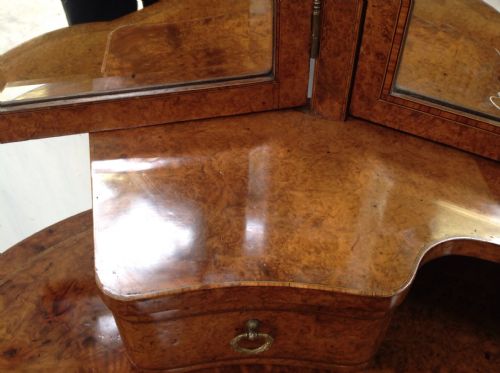 FRENCH DRESSING TABLE - ADDITIONAL PHOTO 5