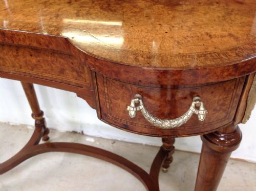 FRENCH DRESSING TABLE - ADDITIONAL PHOTO 6