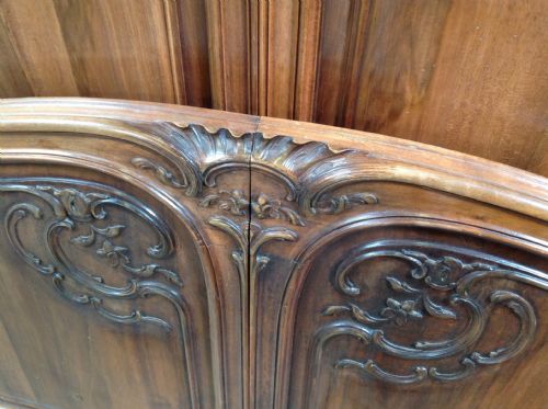 SUPER KING SIZE WALNUT FRENCH BED - ADDITIONAL PHOTO 3