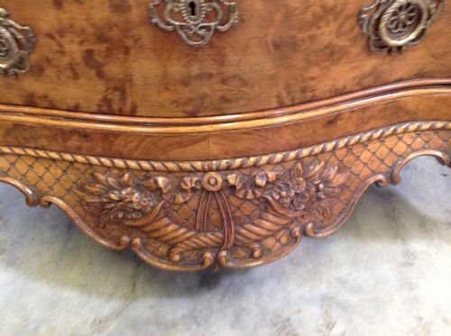 DUTCH WALNUT CHEST OF DRAWERS - ADDITIONAL PHOTO 4