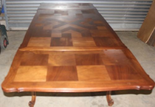 FRENCH WALNUT EXTENDING DINING TABLE - ADDITIONAL PHOTO 4